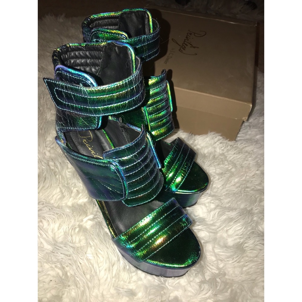 Lola Shoetique platform heels